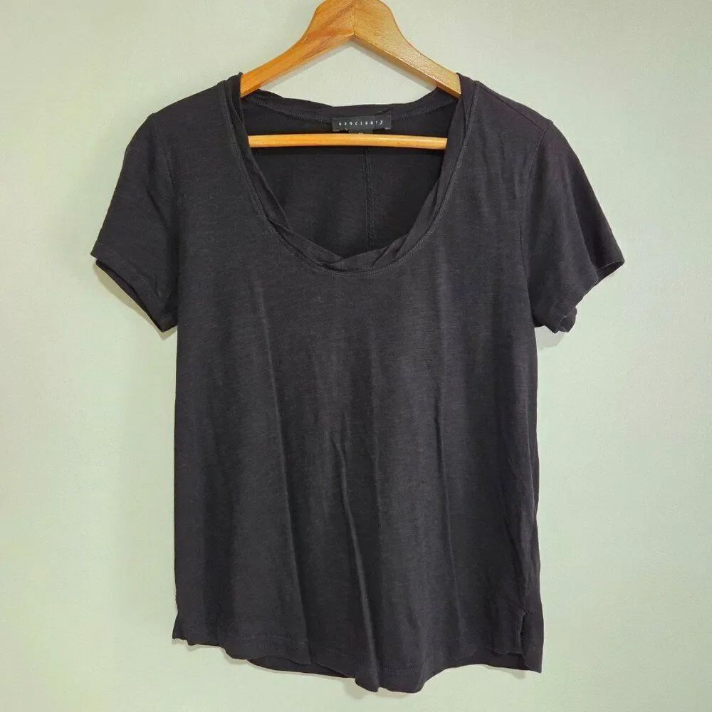 EUC SANCTUARY BLACK SCOOP NECK TEE SIZE XS